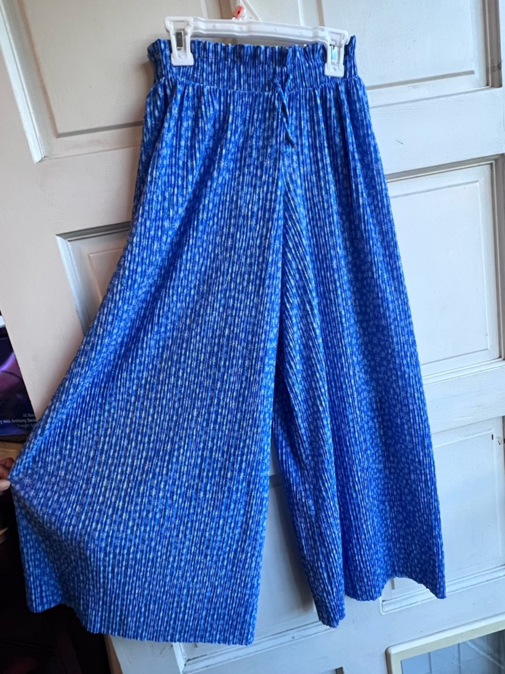 Zara Blue Floral-Accent Pleated Skirt